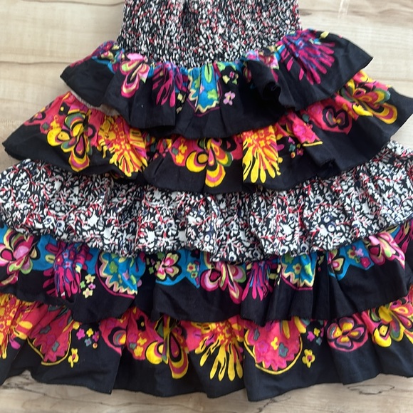 Yo Baby Girls Dress Size 4. Ruffle. Tier Dress. So much Character. Adorable - Picture 3 of 10
